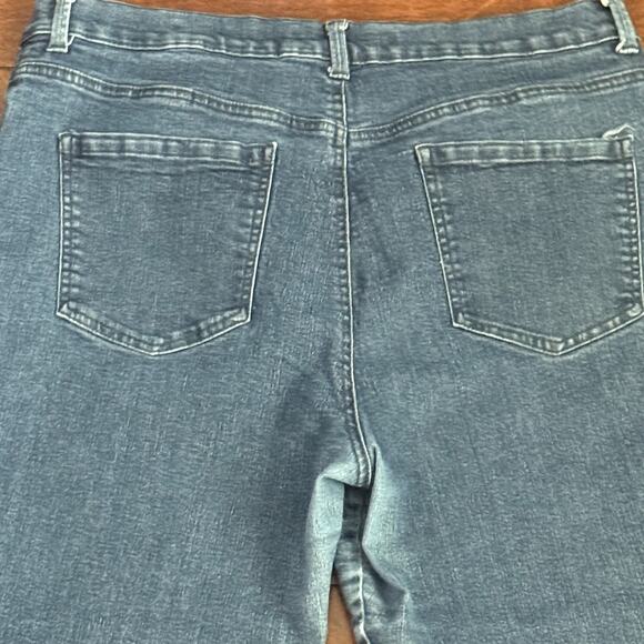 Gloria Vanderbilt Women's Denim Jeans Pants Size 18 S Amanda Dark Wash Stretch - Picture 4 of 6